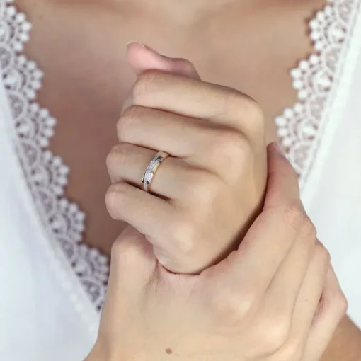 Bague Femme Alliance OR 750/1000 bicolore et diamants