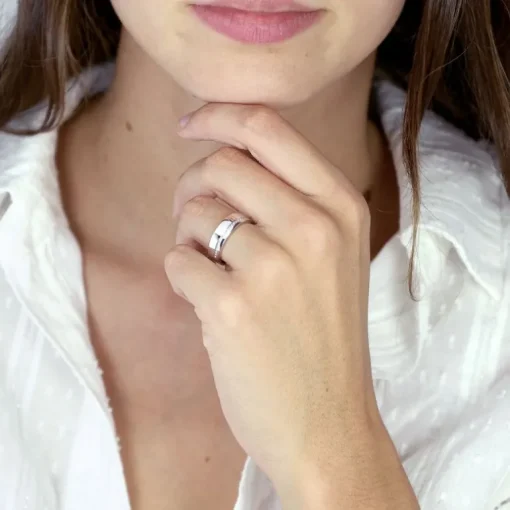 Bague femme alliance OR 750/1000 Blanc et diamants