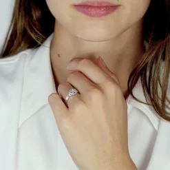 Bague Femme Multi-pierres OR 375/1000 Blanc et Diamants