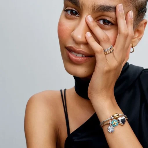 Bague Femme Pandora Moments Farandole de Cœurs 163427C00