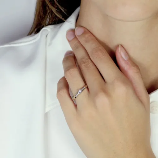 Bague Femme solitaire accompagné OR 375/1000 Jaune et diamants