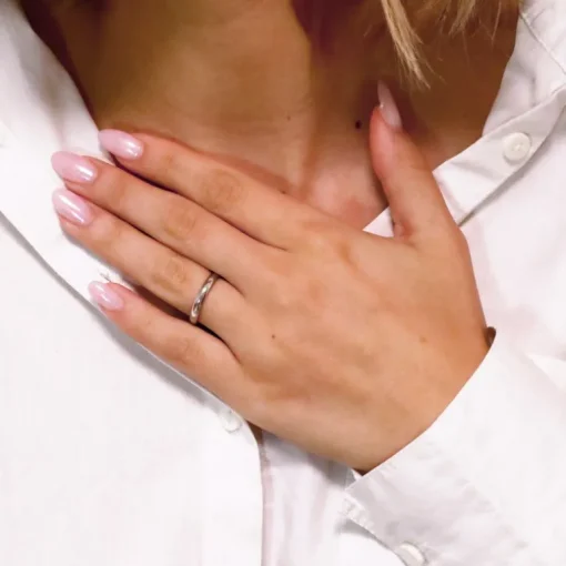 Bague Mixte Alliance EDORA OR 750/1000 Blanc Demi-Jonc EDO1101035