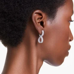 Boucles d'Oreilles Femme Pendantes Swarovski Hyperbola Argenté et Cristaux 5684047
