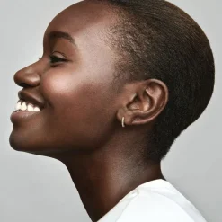 Boucles d'Oreilles Femme Créoles Pandora dorées à l'or 585/1000e Enveloppantes Scintillantes 263015C01