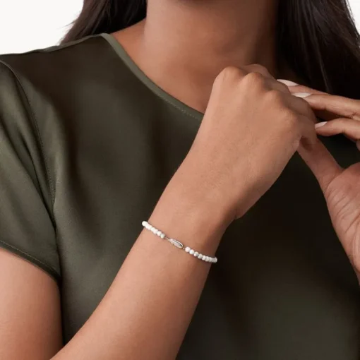 bracelet femme fossil Wellness acier argenté et Howlite blanche