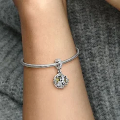 Charm Femme Pandora Moments Pendant Disney La Belle et la Bête en train de Danser 799014C01