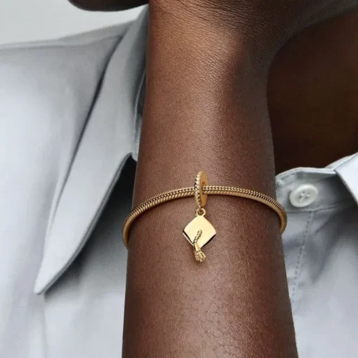 Charm Femme Pandora Moments Pendant Toque de Diplômé(e) 761892C00