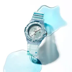 Montre Femme CASIO TIMELESS "POP" Résine Bleue Transparente