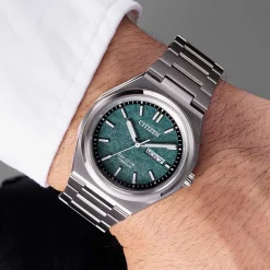 Montre homme solaire Eco-Drive Citizen Super titanium acier argenté - AW0130-85XE